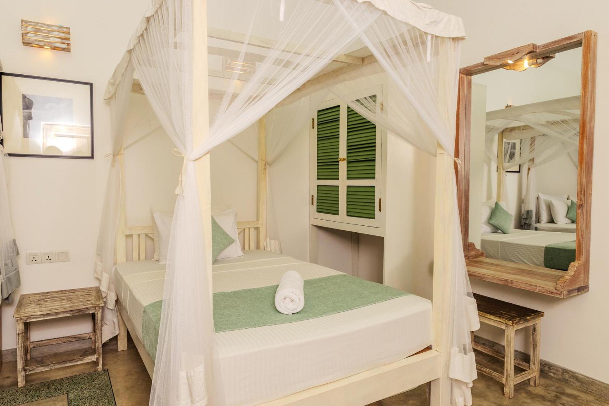 Aurora Bed & Breakfast Unawatuna Luaran gambar